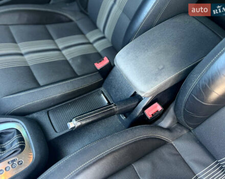 Черный Фольксваген Гольф, объемом двигателя 1.97 л и пробегом 295 тыс. км за 10499 $, фото 21 на Automoto.ua