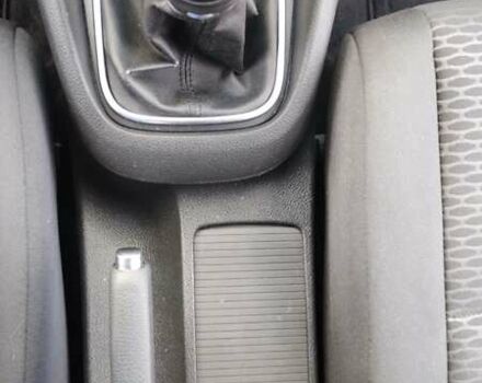 Черный Фольксваген Гольф, объемом двигателя 1.6 л и пробегом 237 тыс. км за 7900 $, фото 23 на Automoto.ua