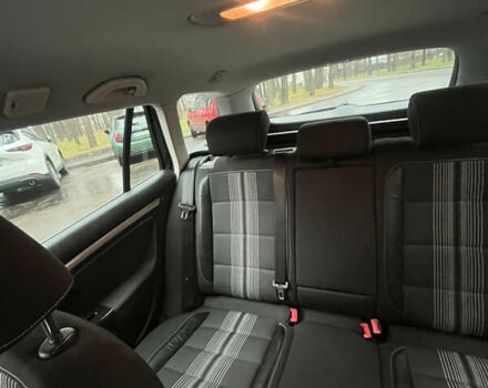 Чорний Фольксваген Гольф, об'ємом двигуна 1.6 л та пробігом 258 тис. км за 7600 $, фото 12 на Automoto.ua