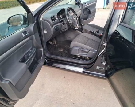 Чорний Фольксваген Гольф, об'ємом двигуна 1.6 л та пробігом 226 тис. км за 8400 $, фото 12 на Automoto.ua