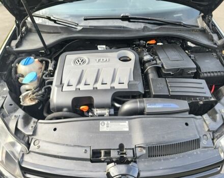 Черный Фольксваген Гольф, объемом двигателя 1.6 л и пробегом 344 тыс. км за 6800 $, фото 5 на Automoto.ua