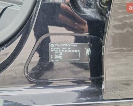 Черный Фольксваген Гольф, объемом двигателя 1.2 л и пробегом 209 тыс. км за 7400 $, фото 44 на Automoto.ua