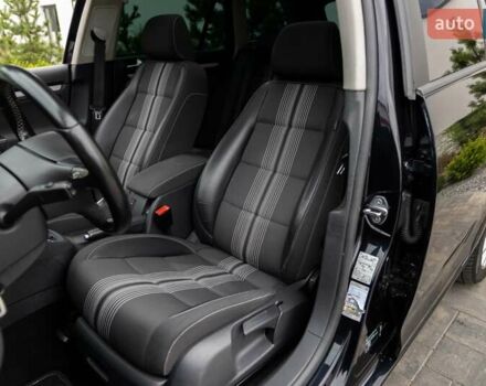 Черный Фольксваген Гольф, объемом двигателя 1.97 л и пробегом 256 тыс. км за 10900 $, фото 35 на Automoto.ua