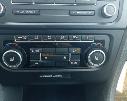 Черный Фольксваген Гольф, объемом двигателя 1.6 л и пробегом 280 тыс. км за 7700 $, фото 26 на Automoto.ua