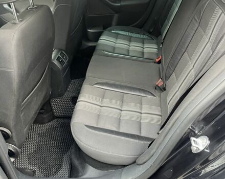 Чорний Фольксваген Гольф, об'ємом двигуна 1.6 л та пробігом 330 тис. км за 7650 $, фото 6 на Automoto.ua