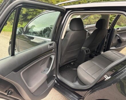 Черный Фольксваген Гольф, объемом двигателя 1.6 л и пробегом 288 тыс. км за 7950 $, фото 11 на Automoto.ua