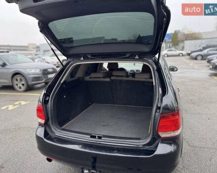 Черный Фольксваген Гольф, объемом двигателя 1.6 л и пробегом 280 тыс. км за 6300 $, фото 13 на Automoto.ua