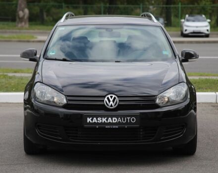 Черный Фольксваген Гольф, объемом двигателя 1.4 л и пробегом 237 тыс. км за 8200 $, фото 1 на Automoto.ua