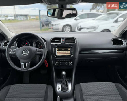 Черный Фольксваген Гольф, объемом двигателя 2 л и пробегом 200 тыс. км за 11900 $, фото 17 на Automoto.ua