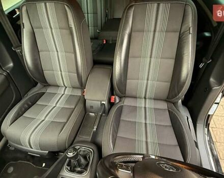 Черный Фольксваген Гольф, объемом двигателя 1.6 л и пробегом 102 тыс. км за 10450 $, фото 28 на Automoto.ua