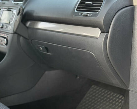 Черный Фольксваген Гольф, объемом двигателя 1.6 л и пробегом 277 тыс. км за 8200 $, фото 48 на Automoto.ua