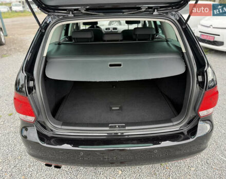 Черный Фольксваген Гольф, объемом двигателя 2 л и пробегом 200 тыс. км за 11900 $, фото 30 на Automoto.ua