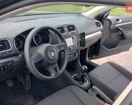 Черный Фольксваген Гольф, объемом двигателя 1.6 л и пробегом 237 тыс. км за 7900 $, фото 3 на Automoto.ua