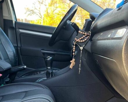 Черный Фольксваген Гольф, объемом двигателя 1.6 л и пробегом 250 тыс. км за 6000 $, фото 8 на Automoto.ua