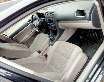 Черный Фольксваген Гольф, объемом двигателя 1.6 л и пробегом 232 тыс. км за 8450 $, фото 3 на Automoto.ua