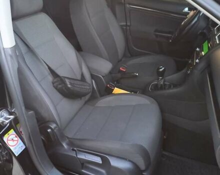 Черный Фольксваген Гольф, объемом двигателя 1.6 л и пробегом 260 тыс. км за 7899 $, фото 3 на Automoto.ua