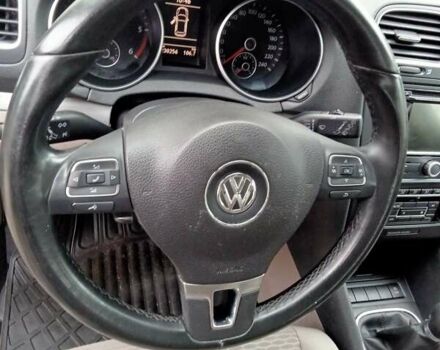 Черный Фольксваген Гольф, объемом двигателя 1.6 л и пробегом 232 тыс. км за 8450 $, фото 12 на Automoto.ua