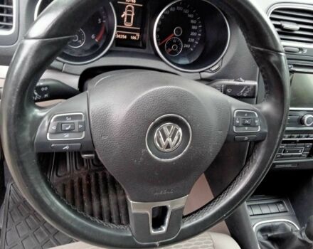 Черный Фольксваген Гольф, объемом двигателя 1.6 л и пробегом 232 тыс. км за 8450 $, фото 6 на Automoto.ua