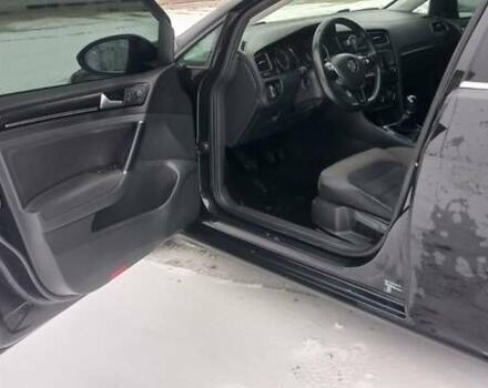 Черный Фольксваген Гольф, объемом двигателя 1.6 л и пробегом 245 тыс. км за 9800 $, фото 11 на Automoto.ua