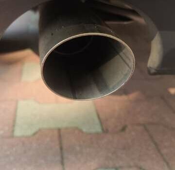 Черный Фольксваген Гольф, объемом двигателя 1.6 л и пробегом 335 тыс. км за 9963 $, фото 12 на Automoto.ua