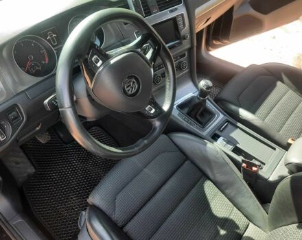 Чорний Фольксваген Гольф, об'ємом двигуна 1.6 л та пробігом 260 тис. км за 8799 $, фото 9 на Automoto.ua