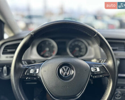 Черный Фольксваген Гольф, объемом двигателя 1.6 л и пробегом 189 тыс. км за 11500 $, фото 37 на Automoto.ua