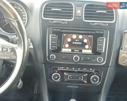 Черный Фольксваген Гольф, объемом двигателя 1.6 л и пробегом 266 тыс. км за 8600 $, фото 25 на Automoto.ua