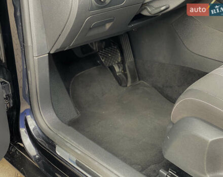 Черный Фольксваген Гольф, объемом двигателя 1.97 л и пробегом 233 тыс. км за 10190 $, фото 23 на Automoto.ua