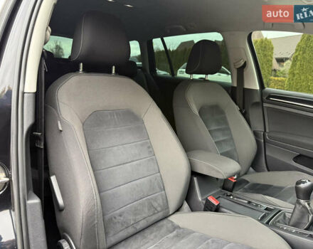 Черный Фольксваген Гольф, объемом двигателя 2 л и пробегом 245 тыс. км за 11700 $, фото 27 на Automoto.ua