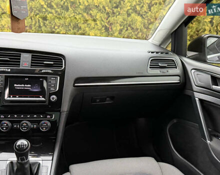 Черный Фольксваген Гольф, объемом двигателя 2 л и пробегом 245 тыс. км за 11700 $, фото 36 на Automoto.ua