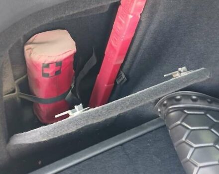 Черный Фольксваген Гольф, объемом двигателя 1.6 л и пробегом 266 тыс. км за 8600 $, фото 30 на Automoto.ua