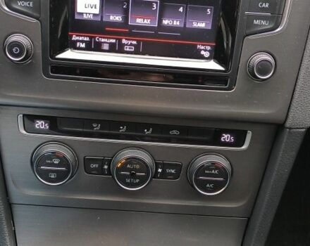 Черный Фольксваген Гольф, объемом двигателя 1.2 л и пробегом 273 тыс. км за 9300 $, фото 16 на Automoto.ua