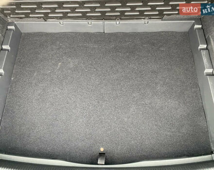 Черный Фольксваген Гольф, объемом двигателя 1.97 л и пробегом 233 тыс. км за 10190 $, фото 46 на Automoto.ua