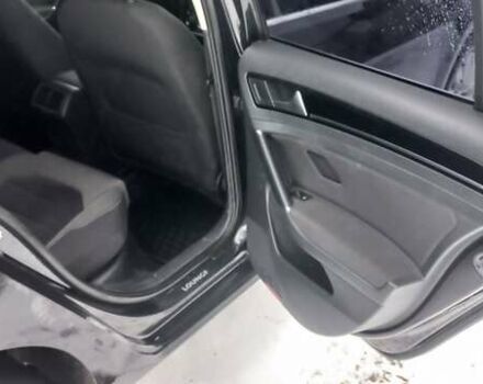 Черный Фольксваген Гольф, объемом двигателя 1.6 л и пробегом 245 тыс. км за 9800 $, фото 14 на Automoto.ua