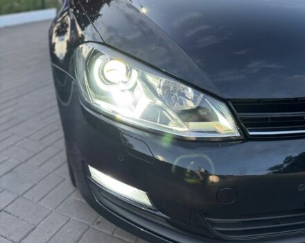 Черный Фольксваген Гольф, объемом двигателя 1.6 л и пробегом 250 тыс. км за 11350 $, фото 1 на Automoto.ua