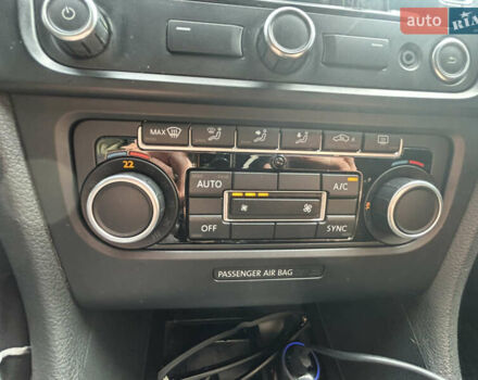 Чорний Фольксваген Гольф, об'ємом двигуна 1.6 л та пробігом 320 тис. км за 8200 $, фото 43 на Automoto.ua