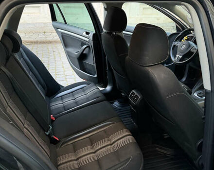 Чорний Фольксваген Гольф, об'ємом двигуна 1.6 л та пробігом 225 тис. км за 8000 $, фото 11 на Automoto.ua