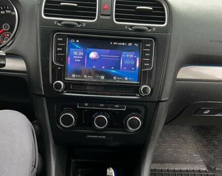 Чорний Фольксваген Гольф, об'ємом двигуна 1.6 л та пробігом 216 тис. км за 8500 $, фото 9 на Automoto.ua