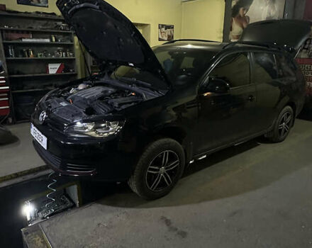 Черный Фольксваген Гольф, объемом двигателя 1.6 л и пробегом 320 тыс. км за 9300 $, фото 12 на Automoto.ua