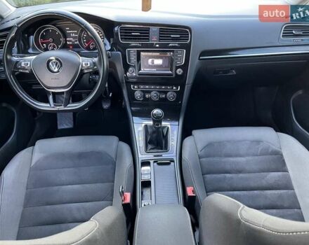 Фольксваген Гольф 2013 в Стрые на Automoto.ua Черный Фольксваген Гольф, объемом двигателя 1.97 л и пробегом 245 тыс. км за 11750 $, фото 29 на Automoto.ua