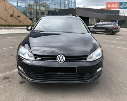 Черный Фольксваген Гольф, объемом двигателя 1.6 л и пробегом 330 тыс. км за 11000 $, фото 3 на Automoto.ua