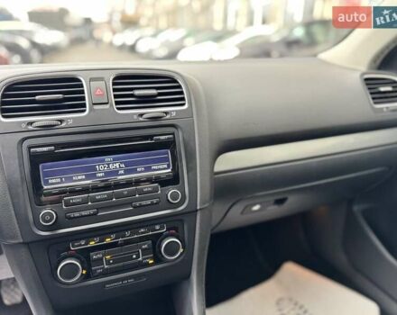 Черный Фольксваген Гольф, объемом двигателя 1.6 л и пробегом 207 тыс. км за 9300 $, фото 14 на Automoto.ua