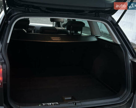 Черный Фольксваген Гольф, объемом двигателя 0 л и пробегом 245 тыс. км за 13200 $, фото 18 на Automoto.ua