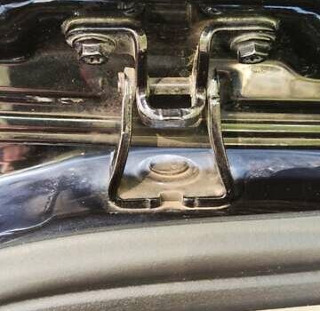 Черный Фольксваген Гольф, объемом двигателя 1.6 л и пробегом 335 тыс. км за 9963 $, фото 18 на Automoto.ua