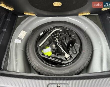 Черный Фольксваген Гольф, объемом двигателя 1.6 л и пробегом 207 тыс. км за 9300 $, фото 41 на Automoto.ua