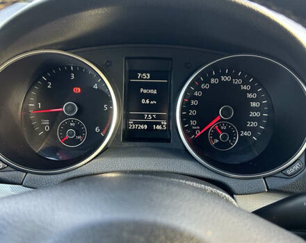 Черный Фольксваген Гольф, объемом двигателя 1.6 л и пробегом 237 тыс. км за 8150 $, фото 13 на Automoto.ua
