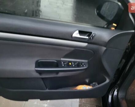 Чорний Фольксваген Гольф, об'ємом двигуна 1.6 л та пробігом 163 тис. км за 8900 $, фото 10 на Automoto.ua