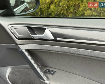 Черный Фольксваген Гольф, объемом двигателя 2 л и пробегом 245 тыс. км за 11700 $, фото 33 на Automoto.ua