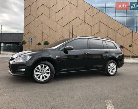 Черный Фольксваген Гольф, объемом двигателя 1.6 л и пробегом 330 тыс. км за 11000 $, фото 17 на Automoto.ua