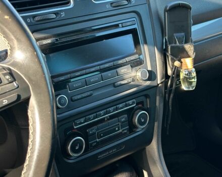 Черный Фольксваген Гольф, объемом двигателя 1.6 л и пробегом 270 тыс. км за 8350 $, фото 10 на Automoto.ua